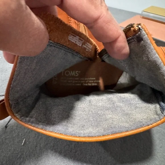 Toms Tan Leather Ankle Boots - Picture 7 of 9